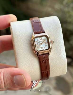ساعت زنانه بند چرم جولیوس