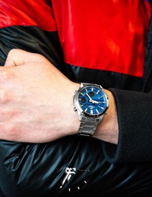 ساعت تمام استیل ادیفایس